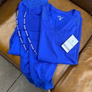 Med Couture ‘Touch’ Scrubs in galaxy blue